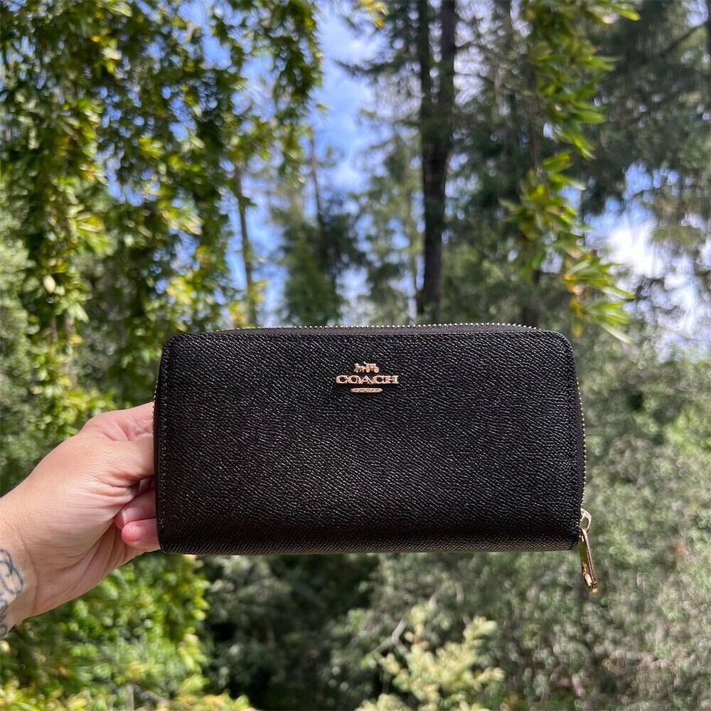 COACH Long Zip-Around Black Crossgrain Leather Wallet Gold Hardware AUTHENTIC